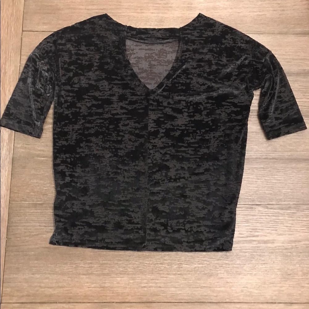 Leopard print black top